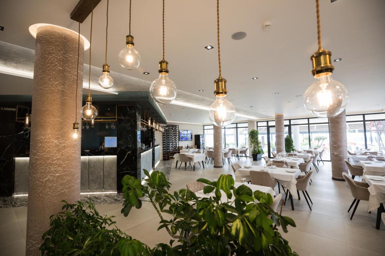 Mirage Hotel โกเลม ภายนอก รูปภาพ