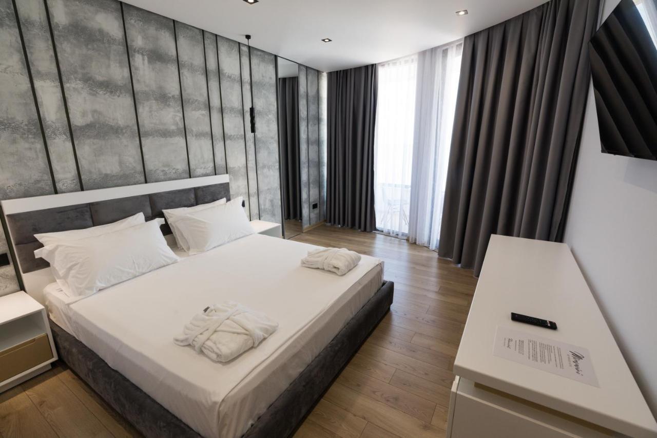 Mirage Hotel โกเลม ภายนอก รูปภาพ