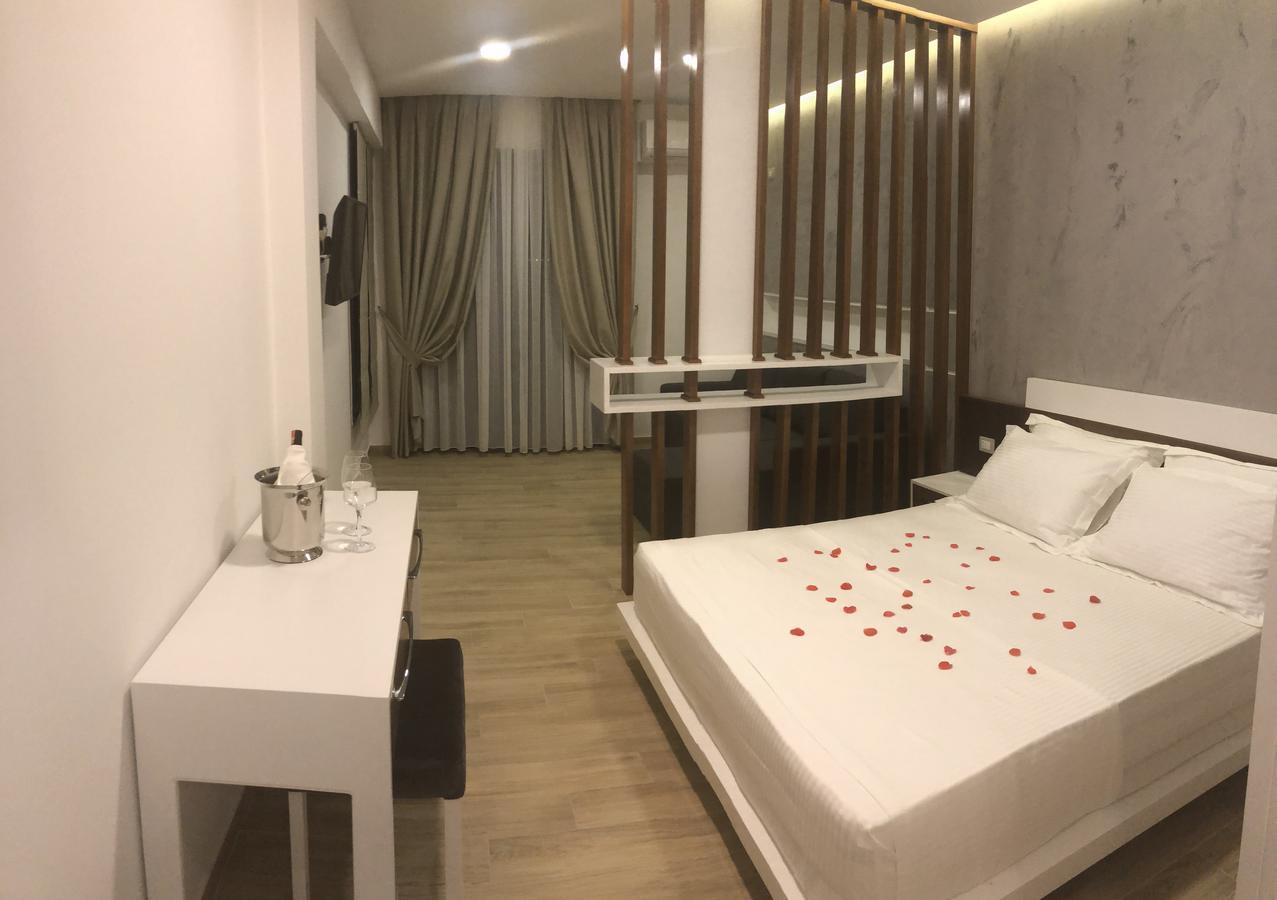Mirage Hotel โกเลม ภายนอก รูปภาพ